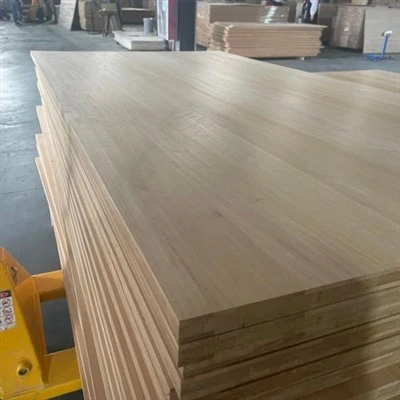 3-lagers kolsyrad poppellimmad panel